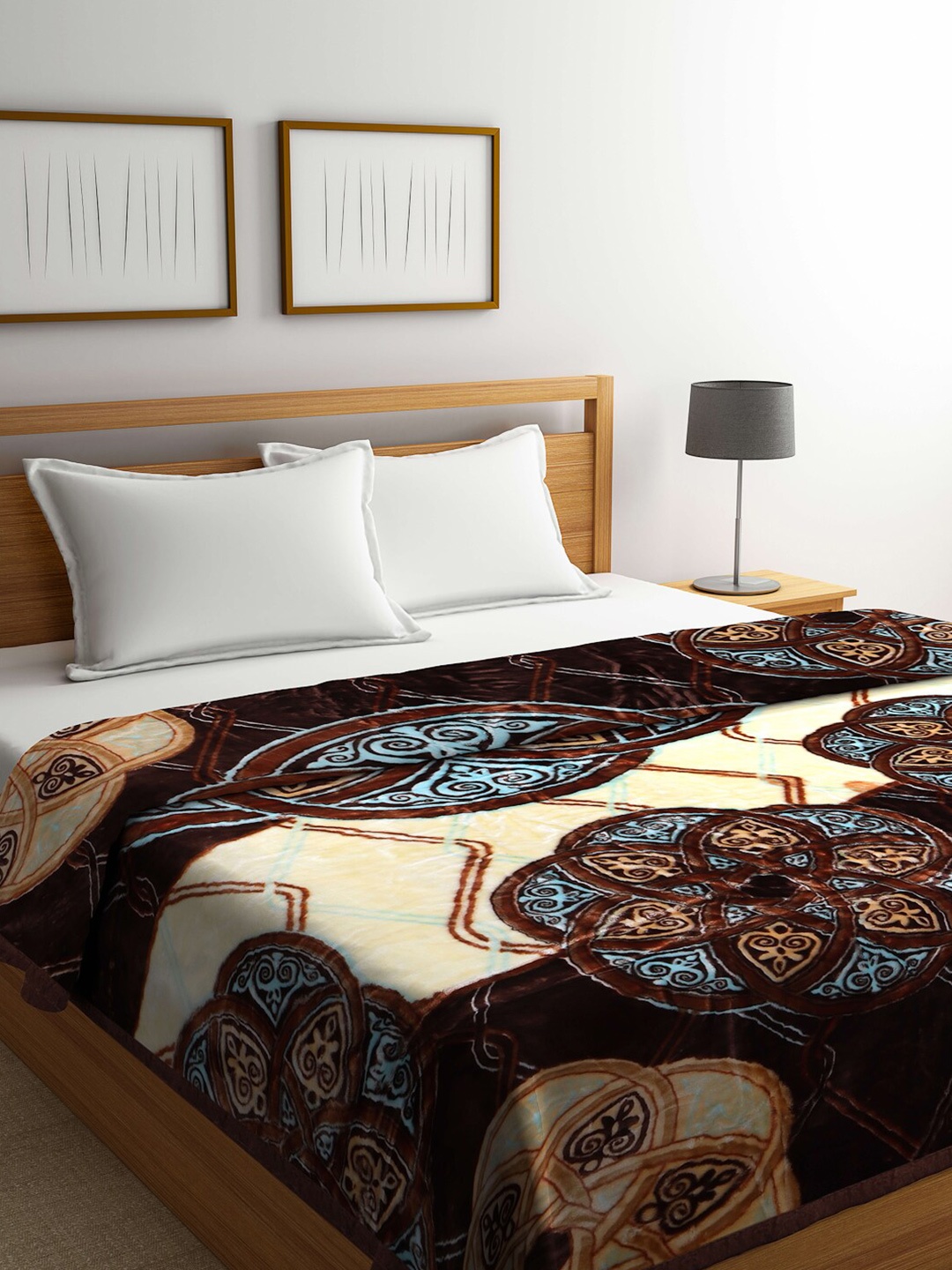 

Arrabi Brown & Cream-Coloured Ethnic Motifs Mild Winter 950 GSM Double Bed Blanket