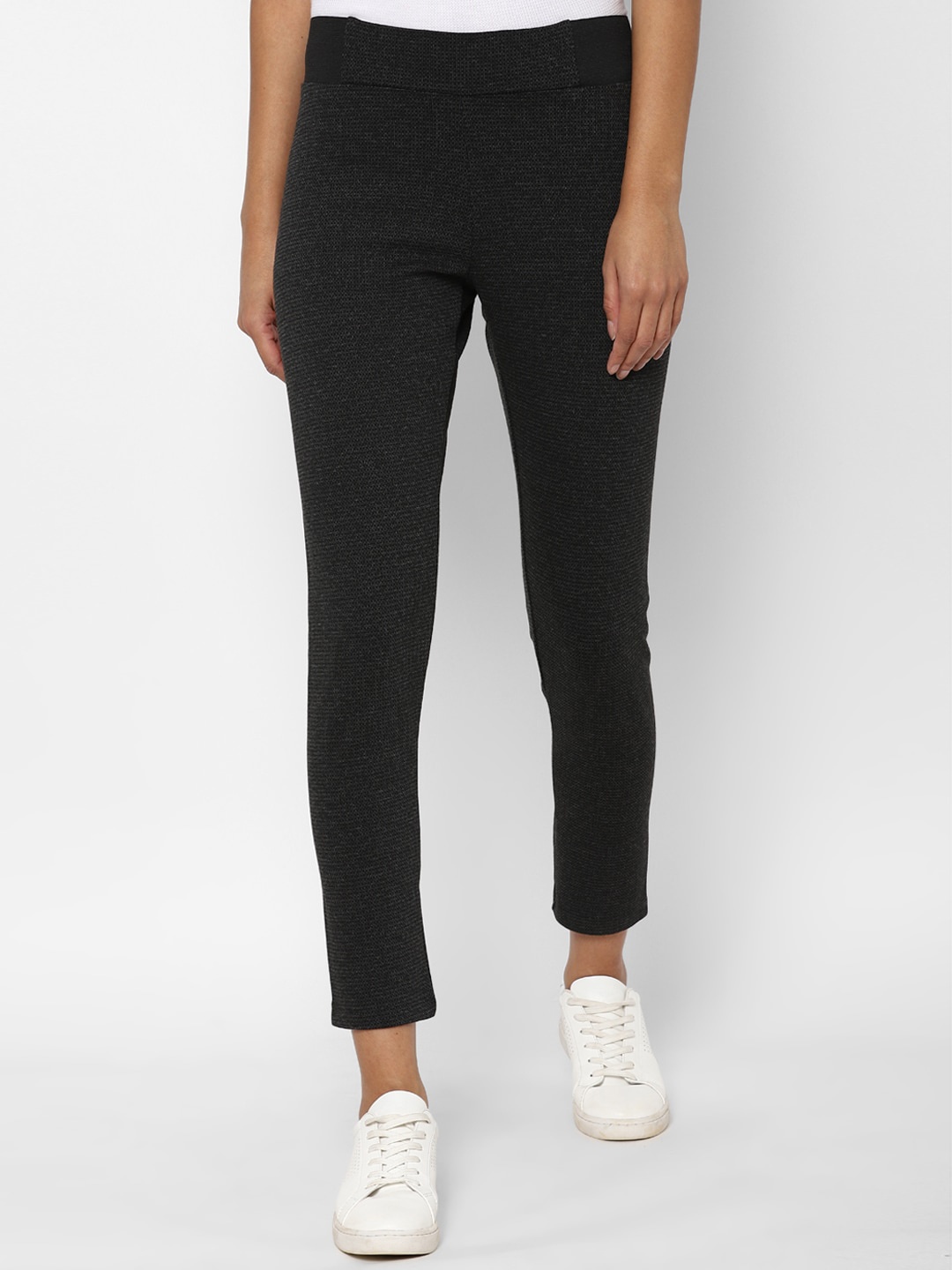 

Allen Solly Woman Women Black Solid Polyester Trousers
