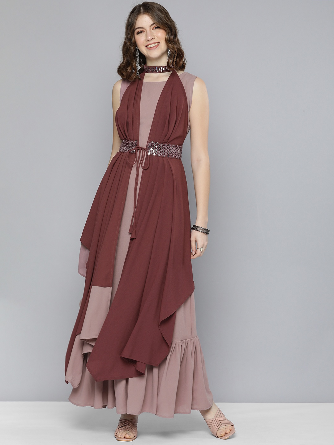 

Kvsfab Mauve & Burgundy Embellished Halter Neck Tie-Ups Georgette Party Fit & Flare Maxi