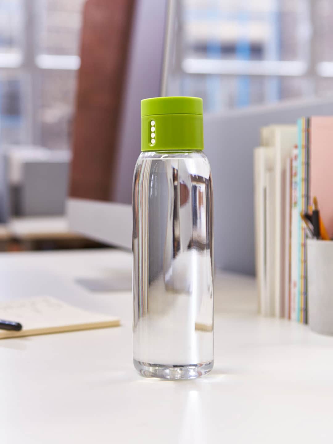 

Joseph Joseph Green Dot Hydration-tracking Water Bottle - 600 ml