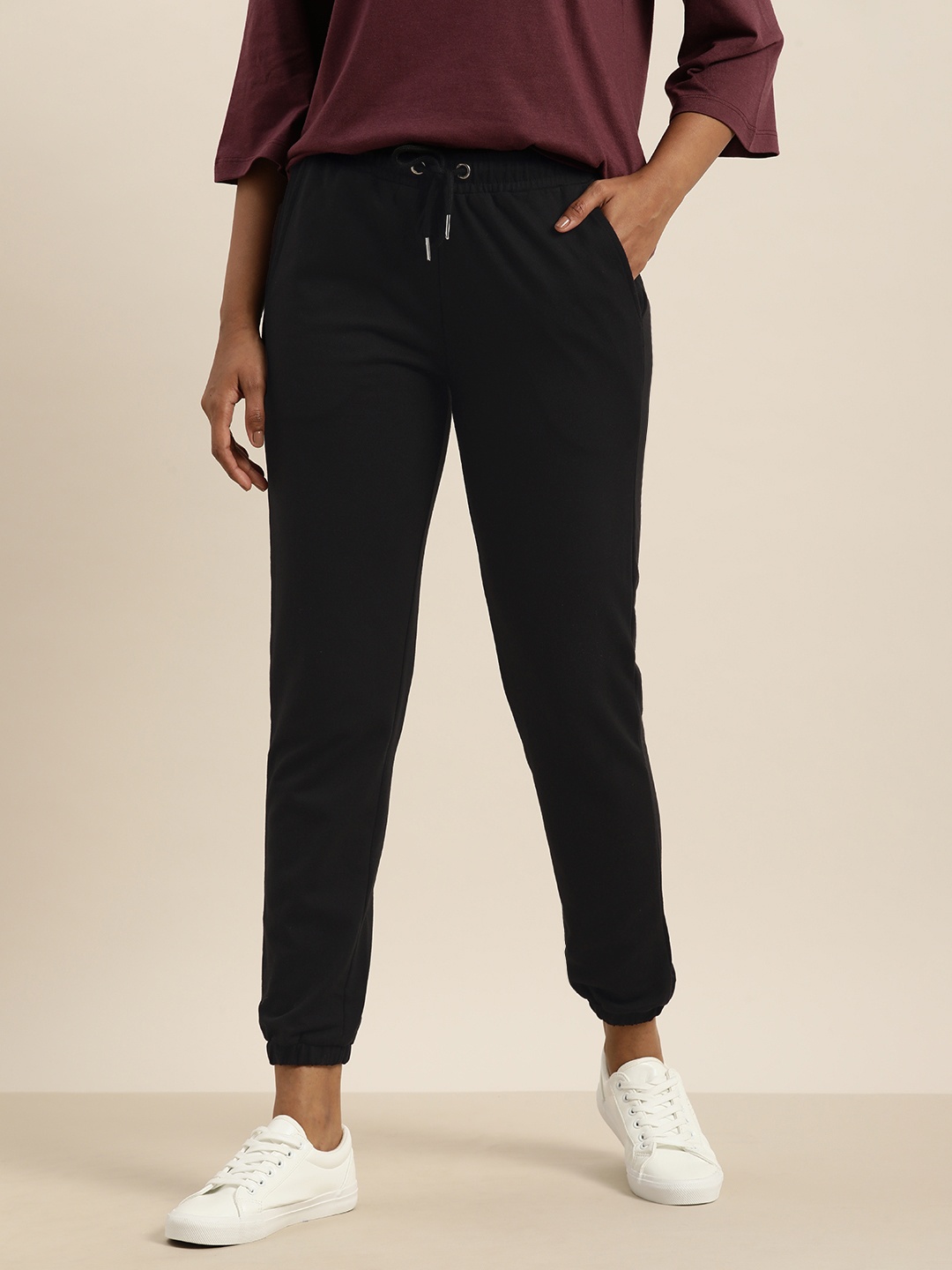 

ether Women Black Solid Joggers
