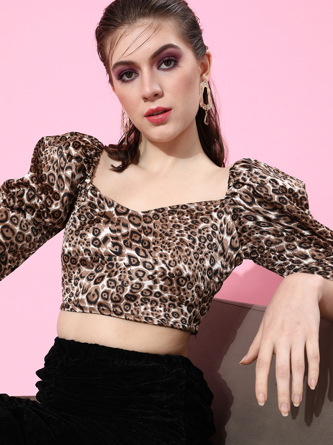 

SCORPIUS Women Chic Brown Animal Cropped Top