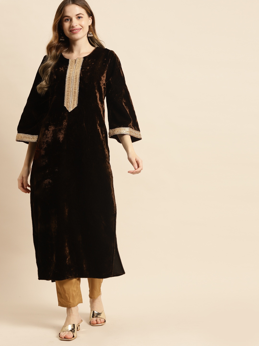 

Prakrti Women Brown & Gold-Toned Solid Gotta Patti Velvet Kurta