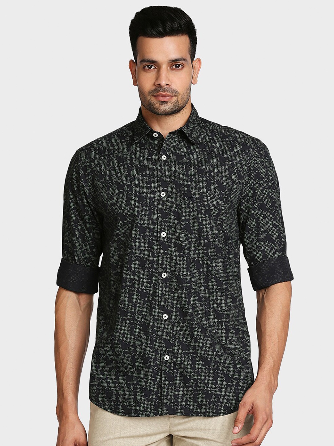 

ColorPlus Men Green & Black Tailored Fit Opaque Printed Cotton Casual Shirt