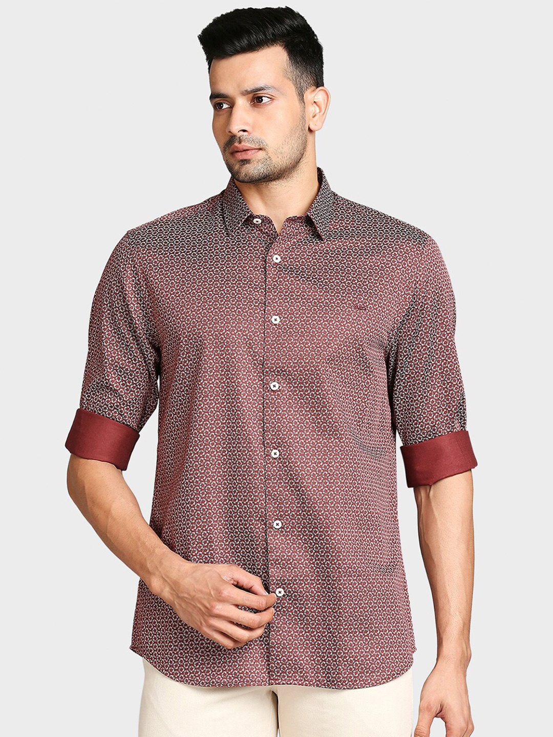 

ColorPlus Men Maroon Tailored Fit Floral Opaque Printed Casual Shirt