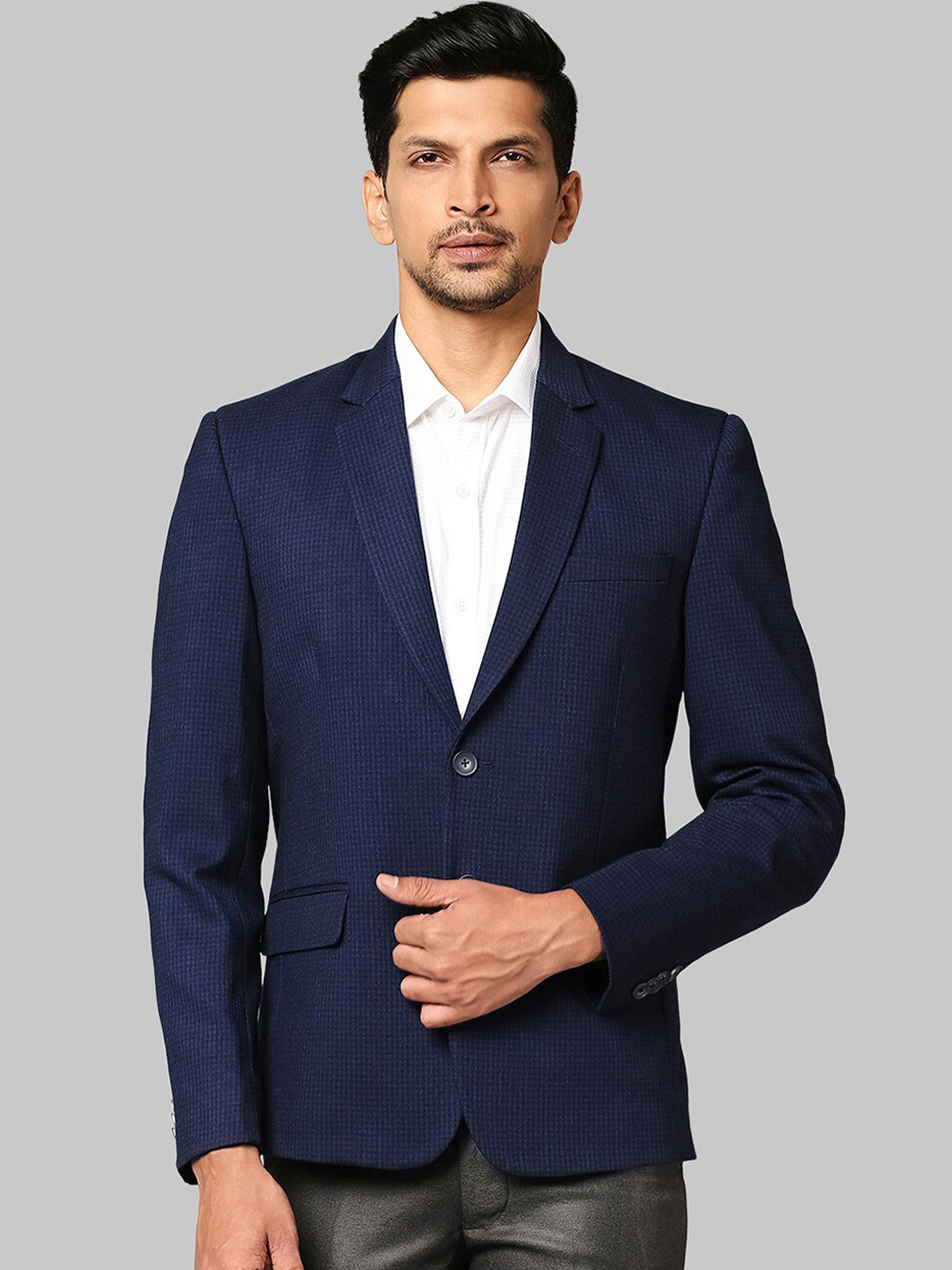 

Park Avenue Men Navy Blue Solid Single-Breasted Formal Blazer