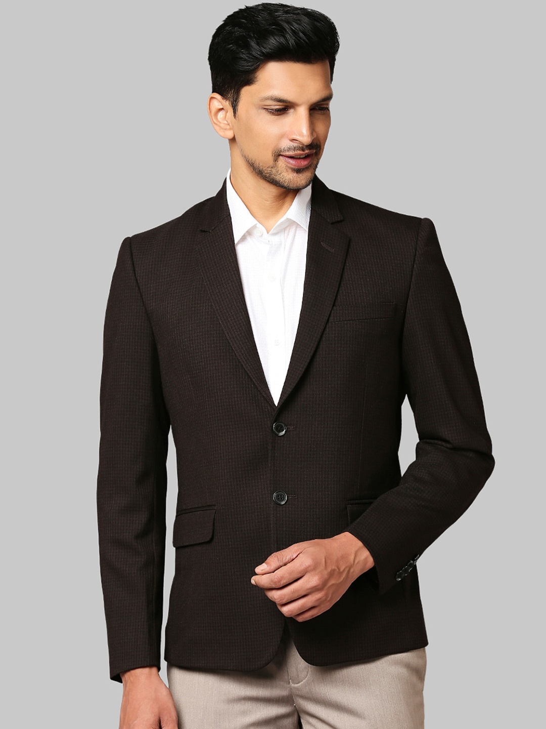 

Park Avenue Men Brown Solid Single-Breasted Formal Blazer