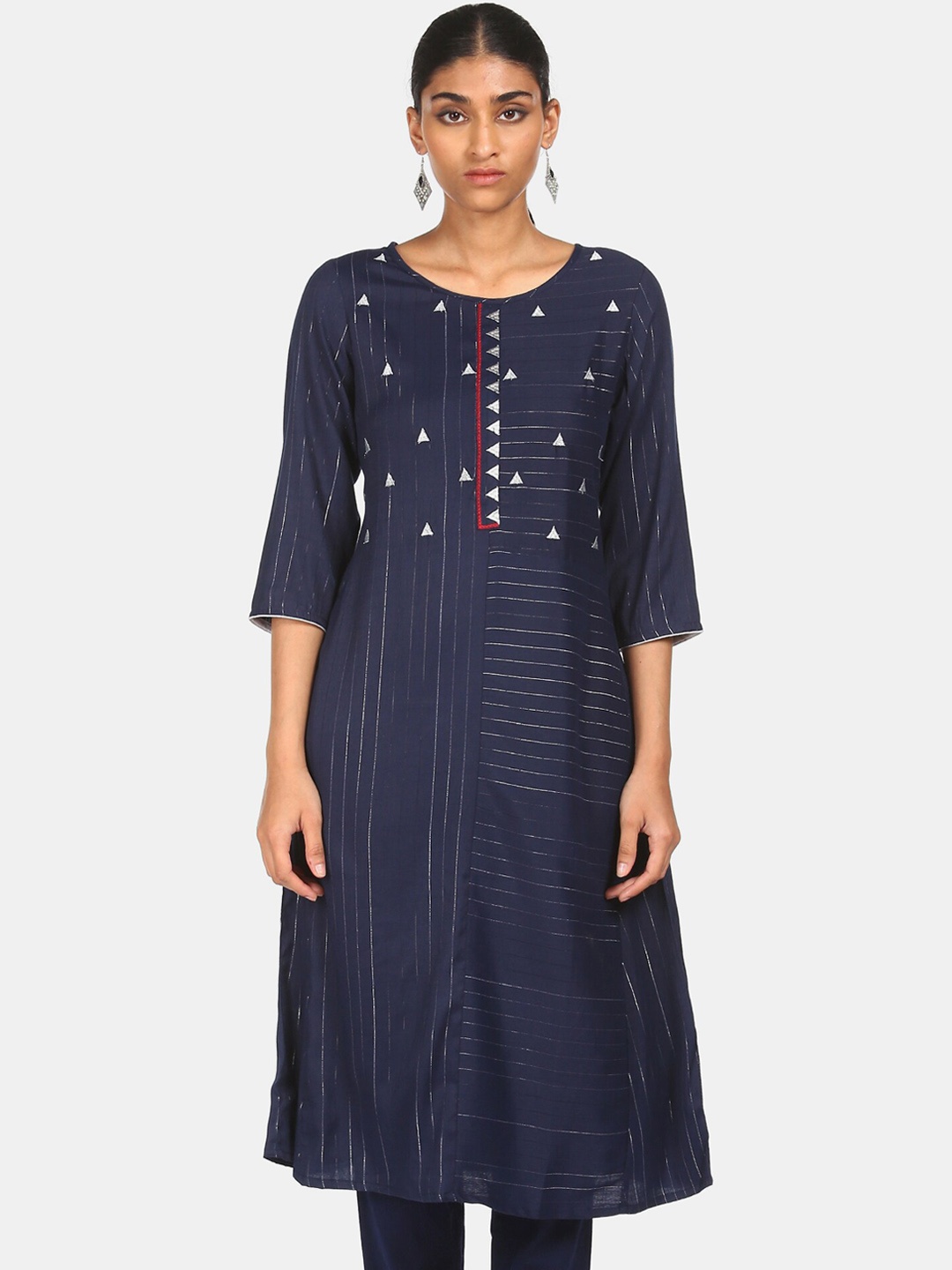 

Karigari Women Navy Blue Geometric Printed Kurta
