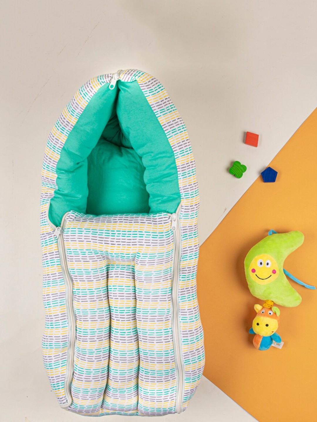 

Baby Moo infant Kids Green & White Printed Cotton Sleeping Bag