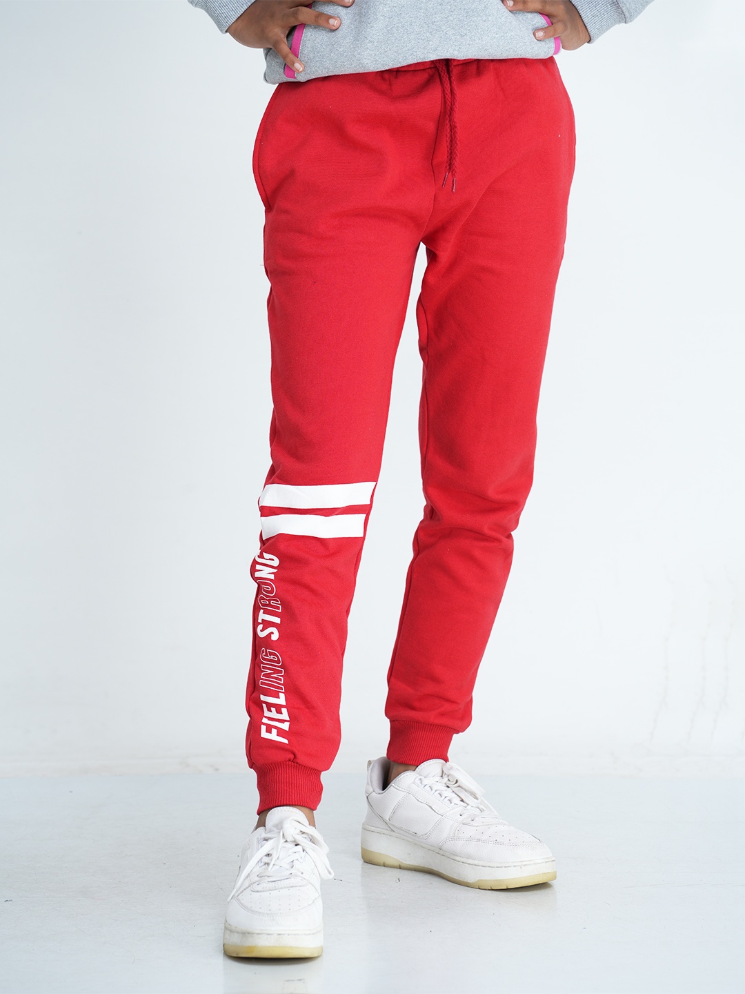 

mackly Girls Red & White Printed Joggers