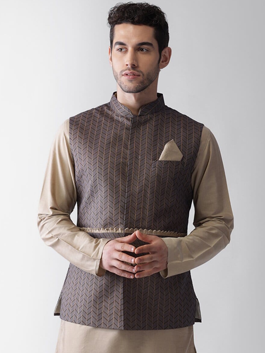

KISAH Men Black Printed Nehru Jacket