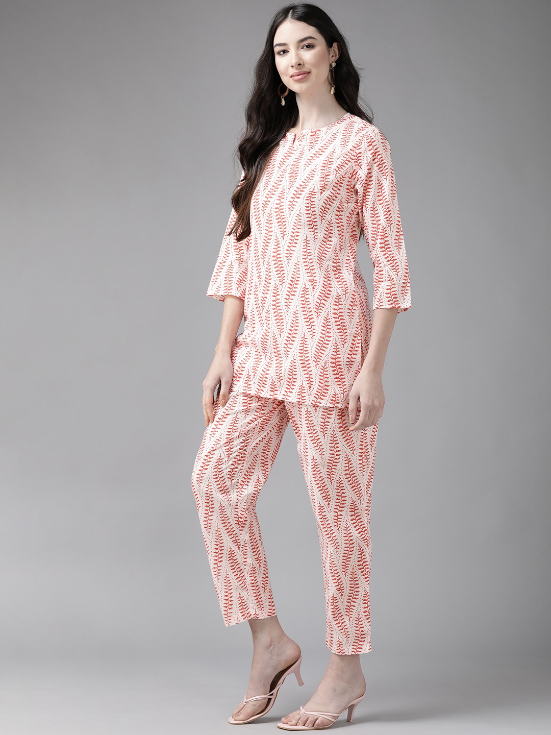 

Indo Era Women Pink Floral Printed Kurta with Trousers