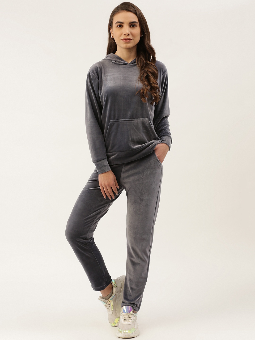 

Broowl Womens Grey Velvet Solid Sweatshirt & Track Pant Co-ords