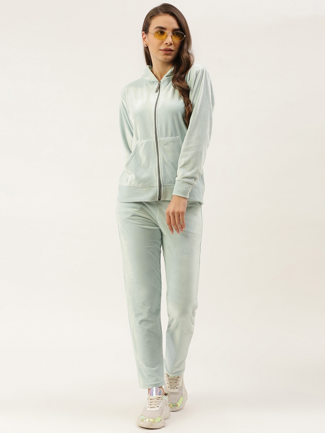 

BROOWL Women Turquoise Blue Solid Velvet Finish Co-ords