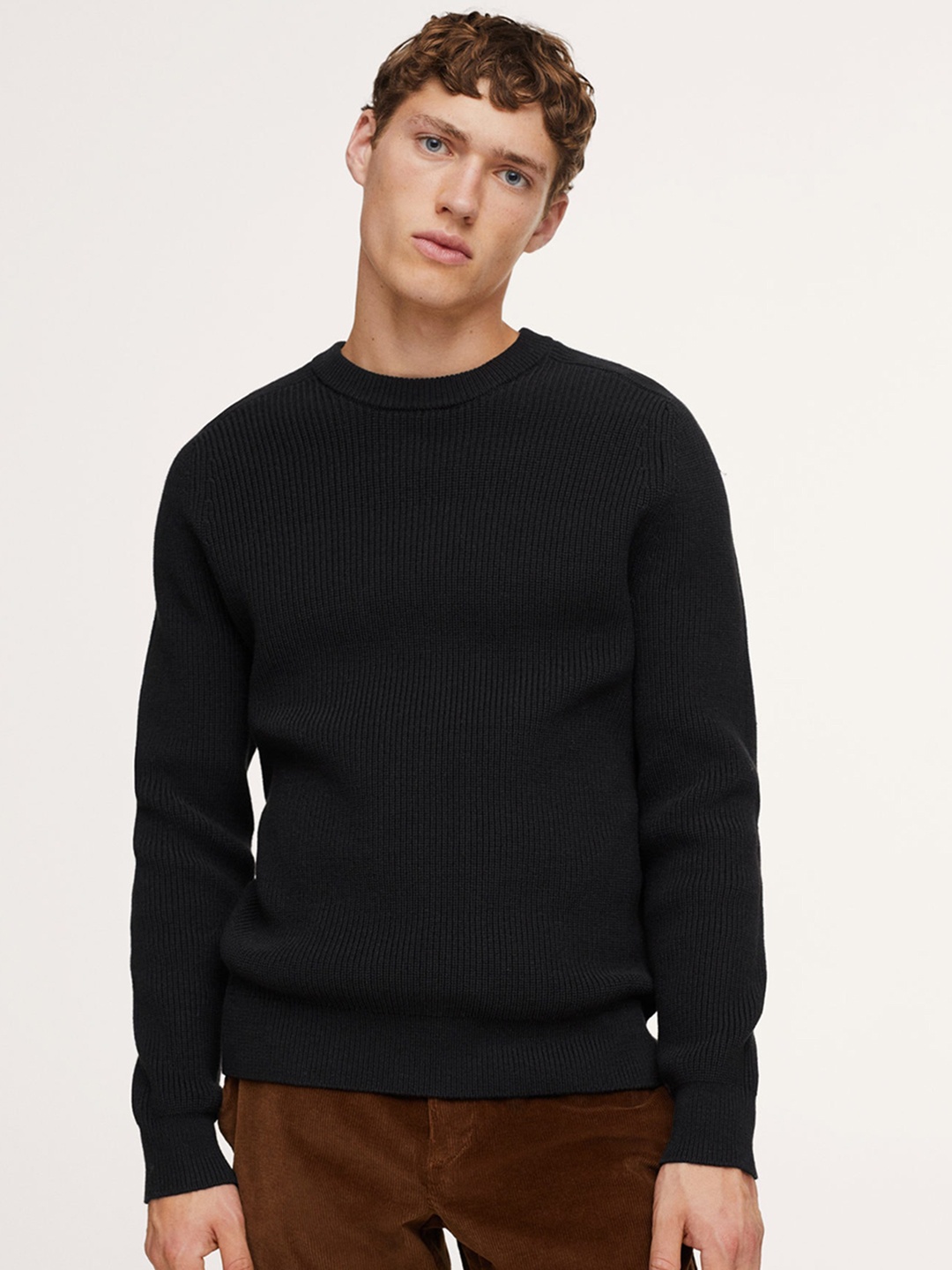 

MANGO MAN Men Black Solid Pullover Sweater