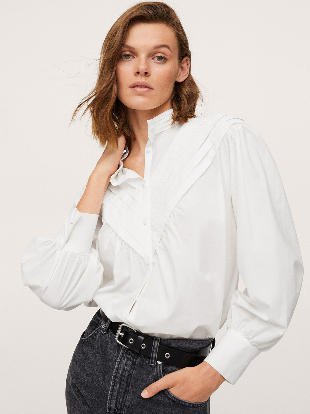 

MANGO Women White Pure Cotton Solid Pleated Scarlet Shirt