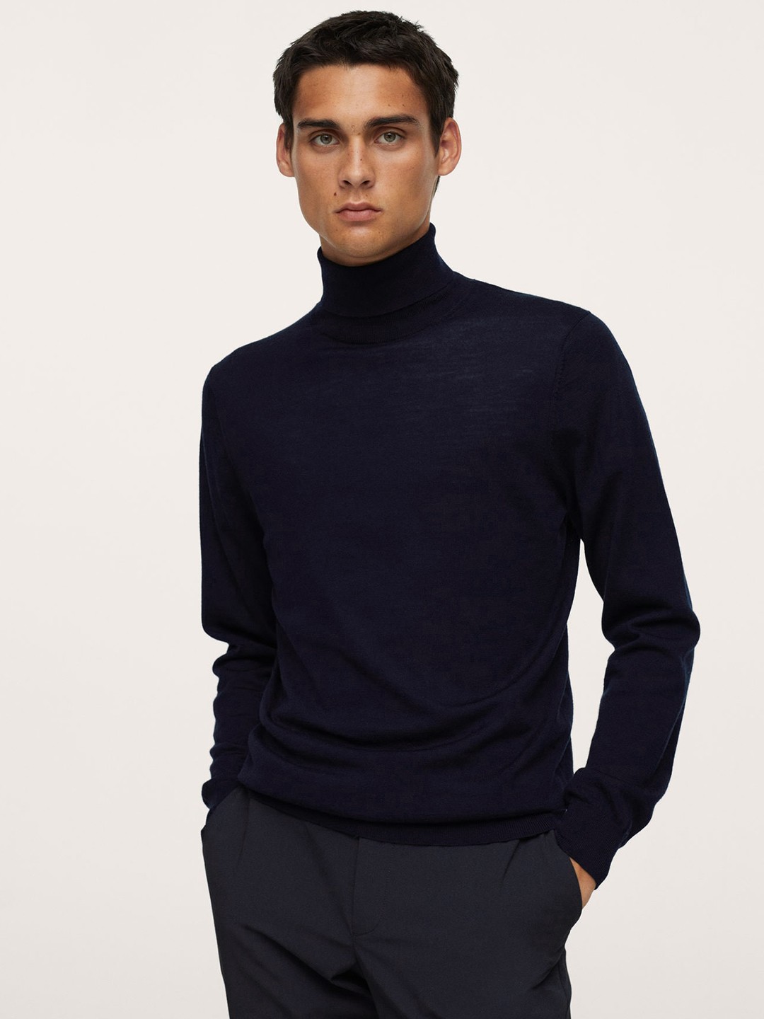 

MANGO MAN Men Navy Blue Solid Turtle-Neck Pullover Sweater