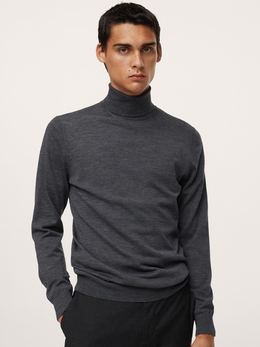 

MANGO MAN Charcoal Grey Turtle Neck Woollen Pullover