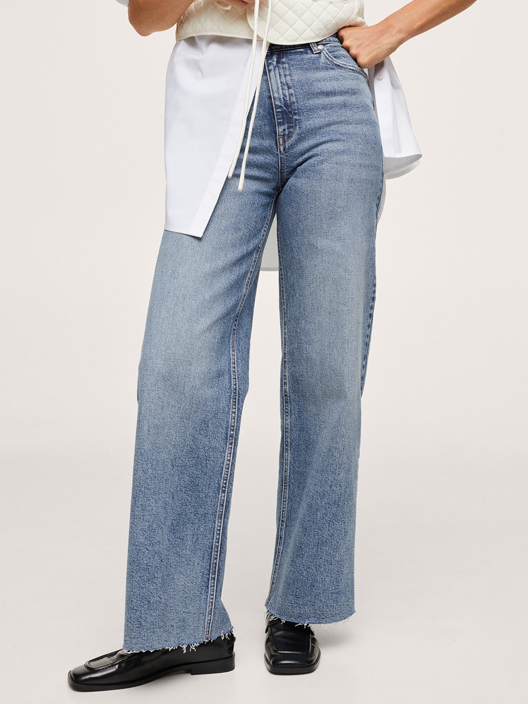 

MANGO Women Blue Wide Leg High-Rise Light Fade Stretchable Jeans