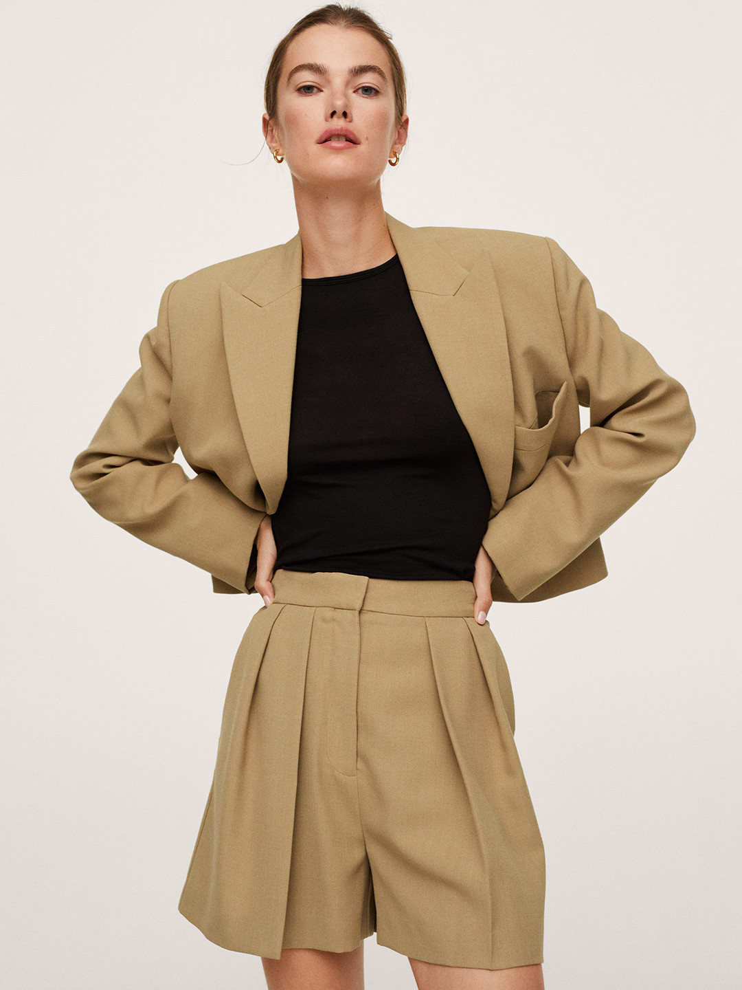 

MANGO Women Brown Regular Pleated Shorts