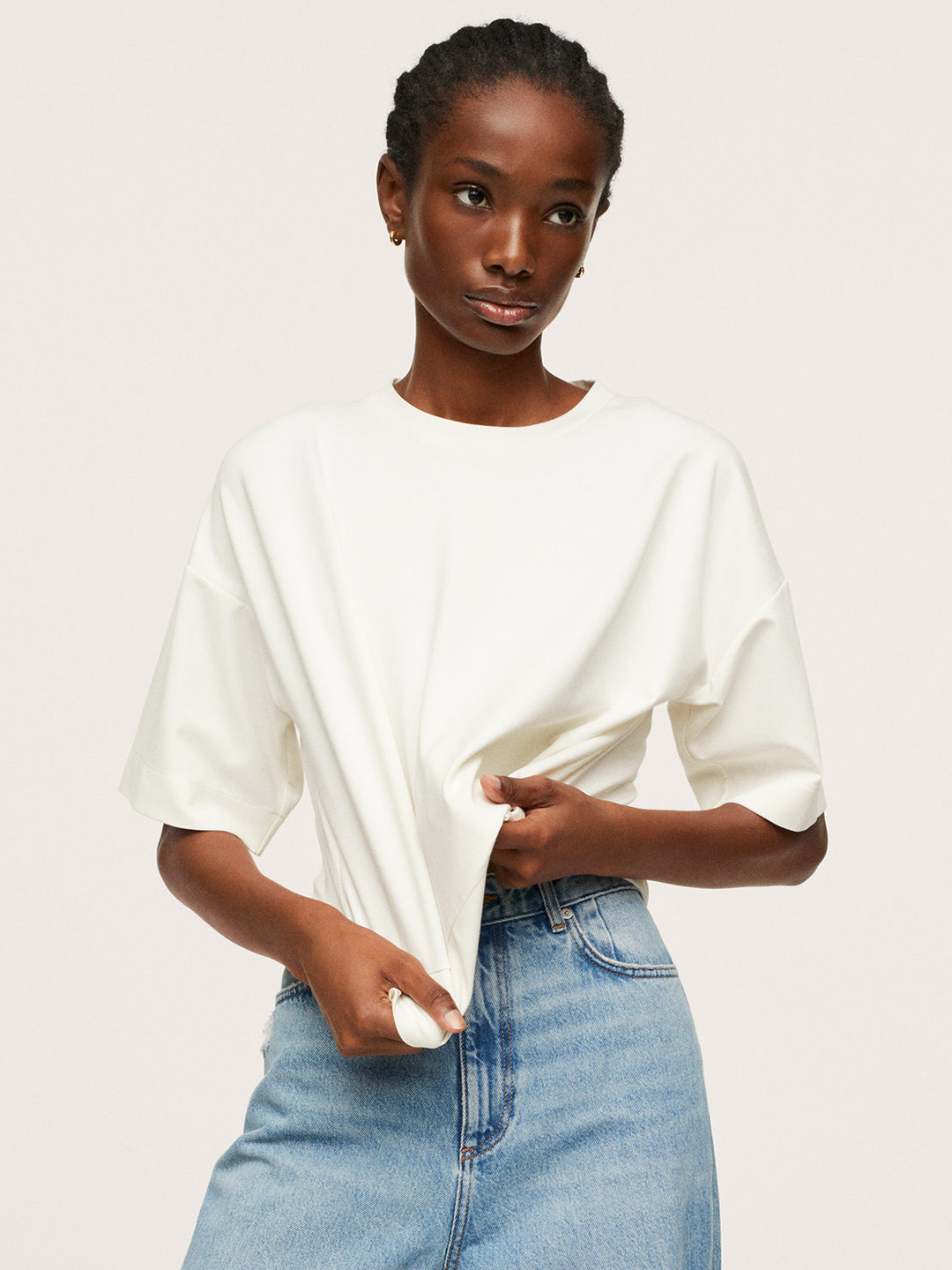 

MANGO White Solid Drop-Shoulder T-shirt