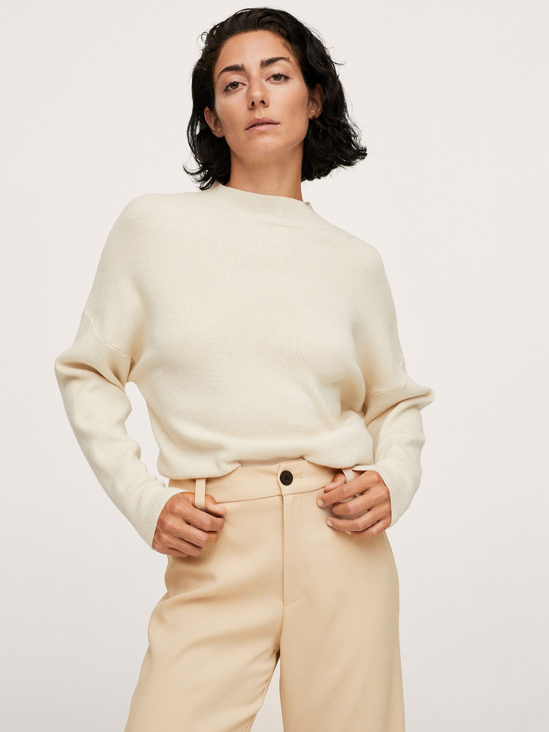 

MANGO Women Cream-Coloured Solid Trousers