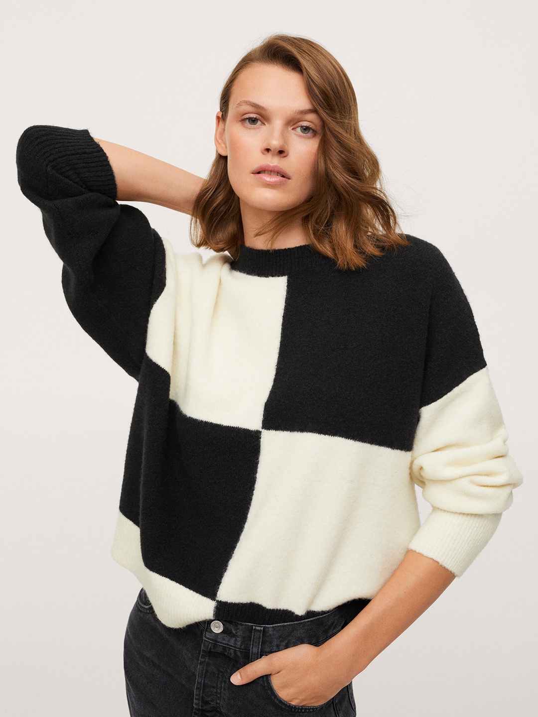 

MANGO Women Black & Off White Colourblocked Pullover