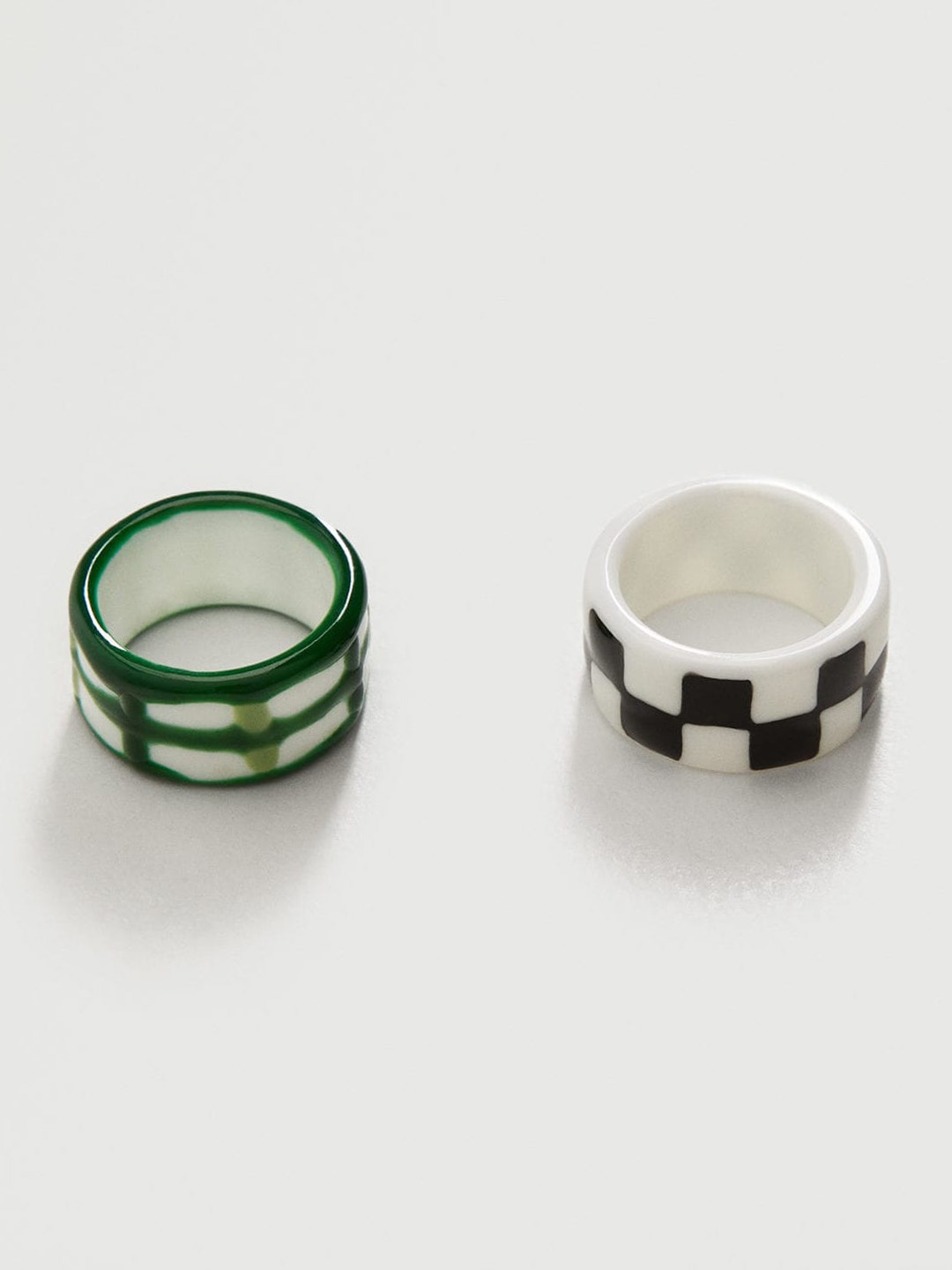 

MANGO Set of 2 Off-White Checked Finger Rings