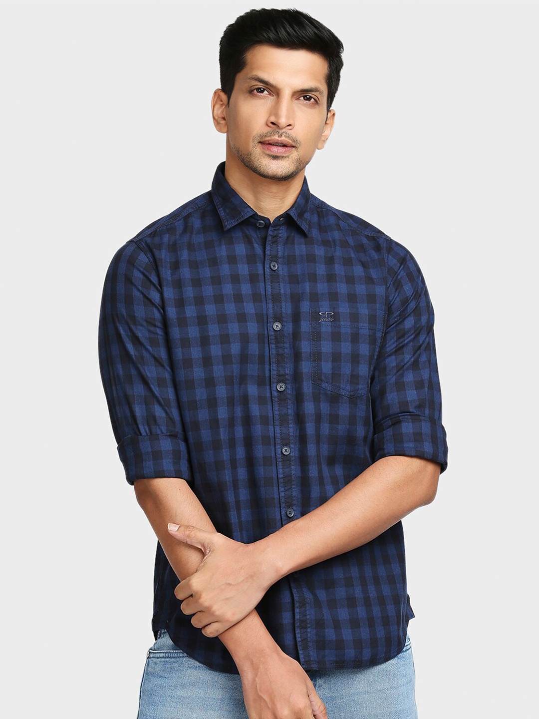 

ColorPlus Men Blue Tailored Fit Gingham Checks Opaque Cotton Casual Shirt