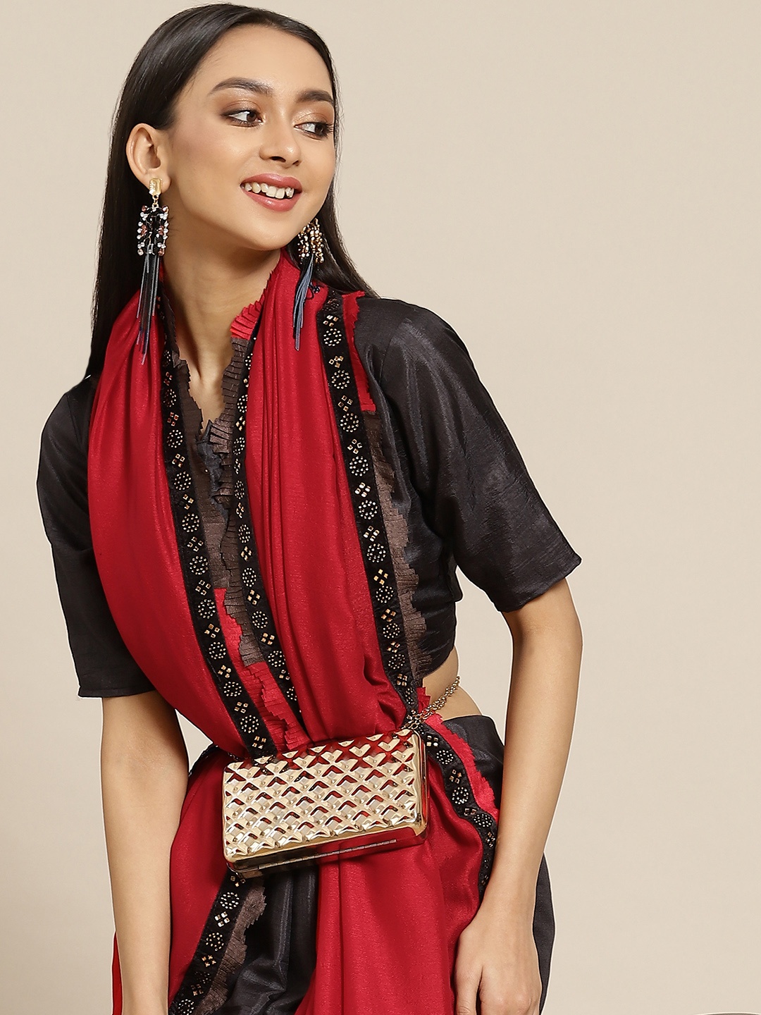 

Mitera Charcoal Grey & Red Solid Saree