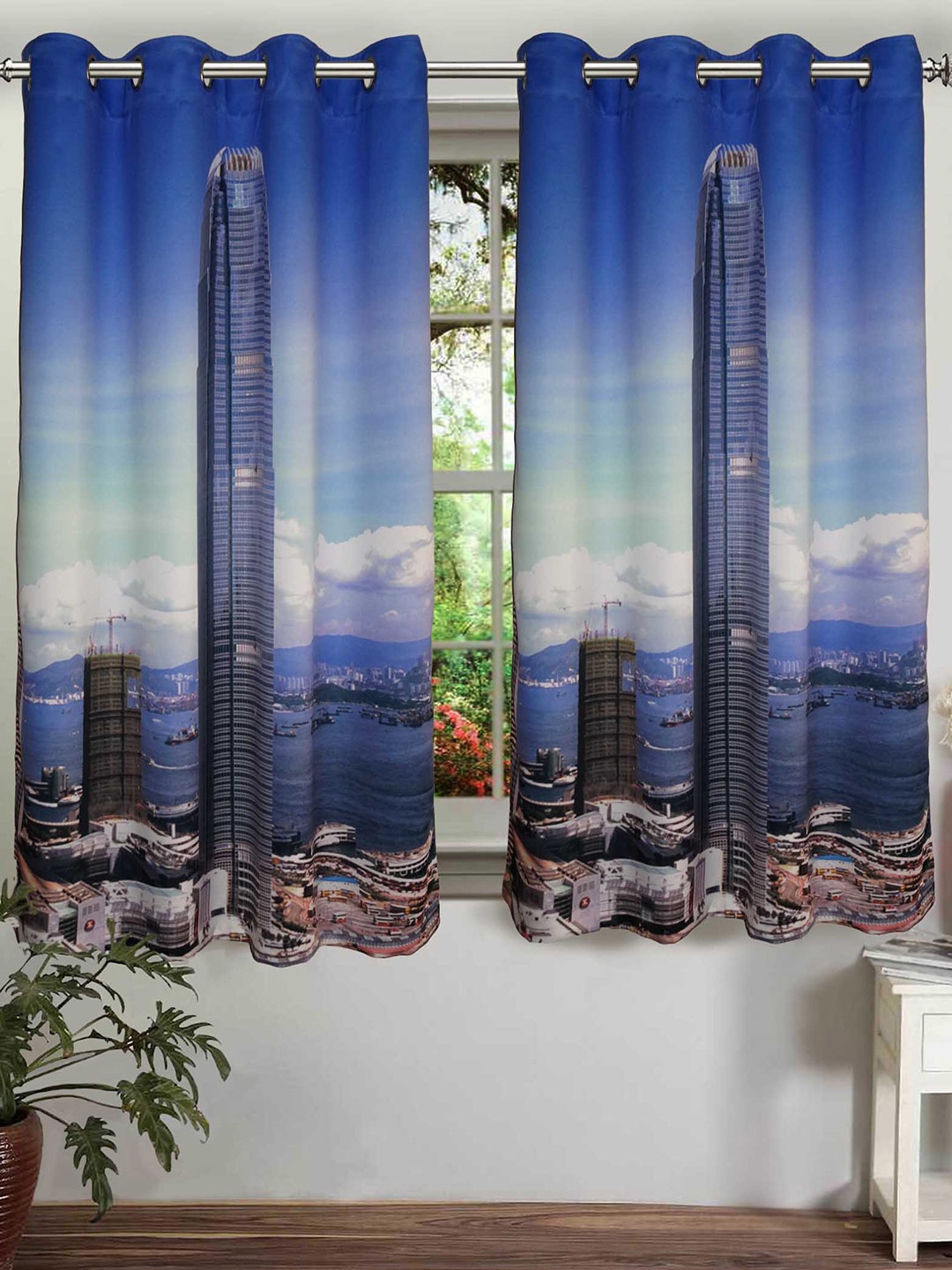 

Lushomes Blue & White 3D Printed Window Curtain