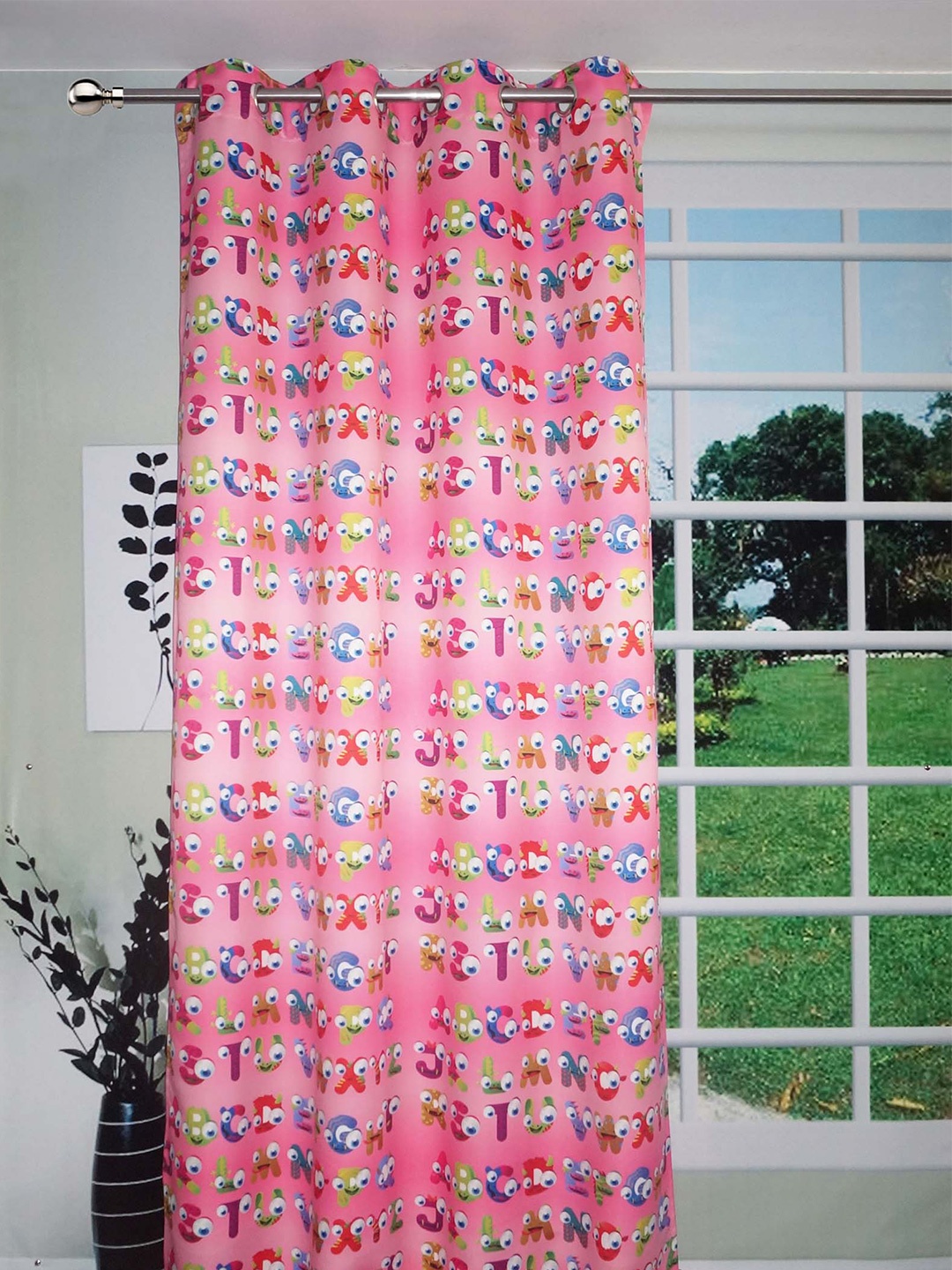 

Lushomes Pink & Green Geometric Door Curtain
