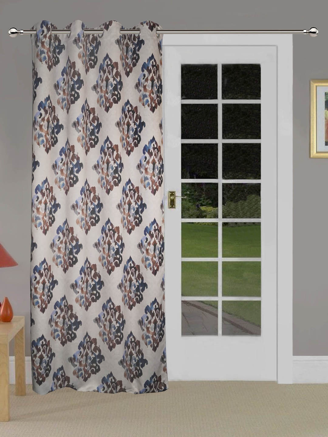 

Lushomes White & Blue Door Curtain
