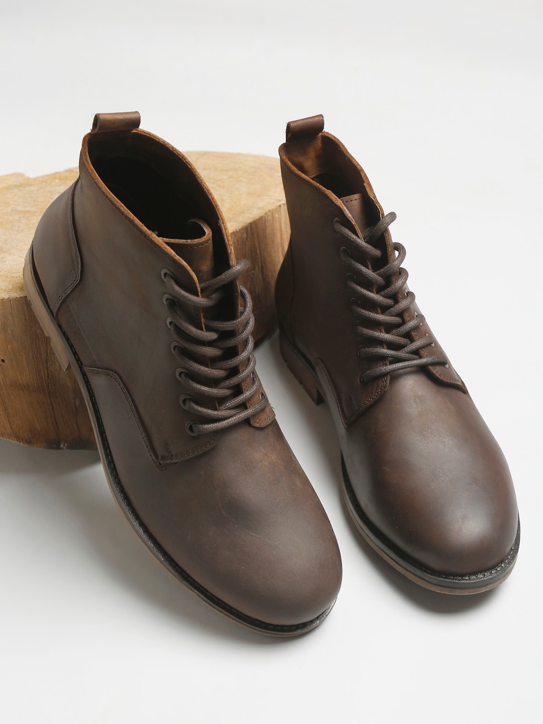 

Teakwood Leathers Men Brown Mid-Top Flat Boots