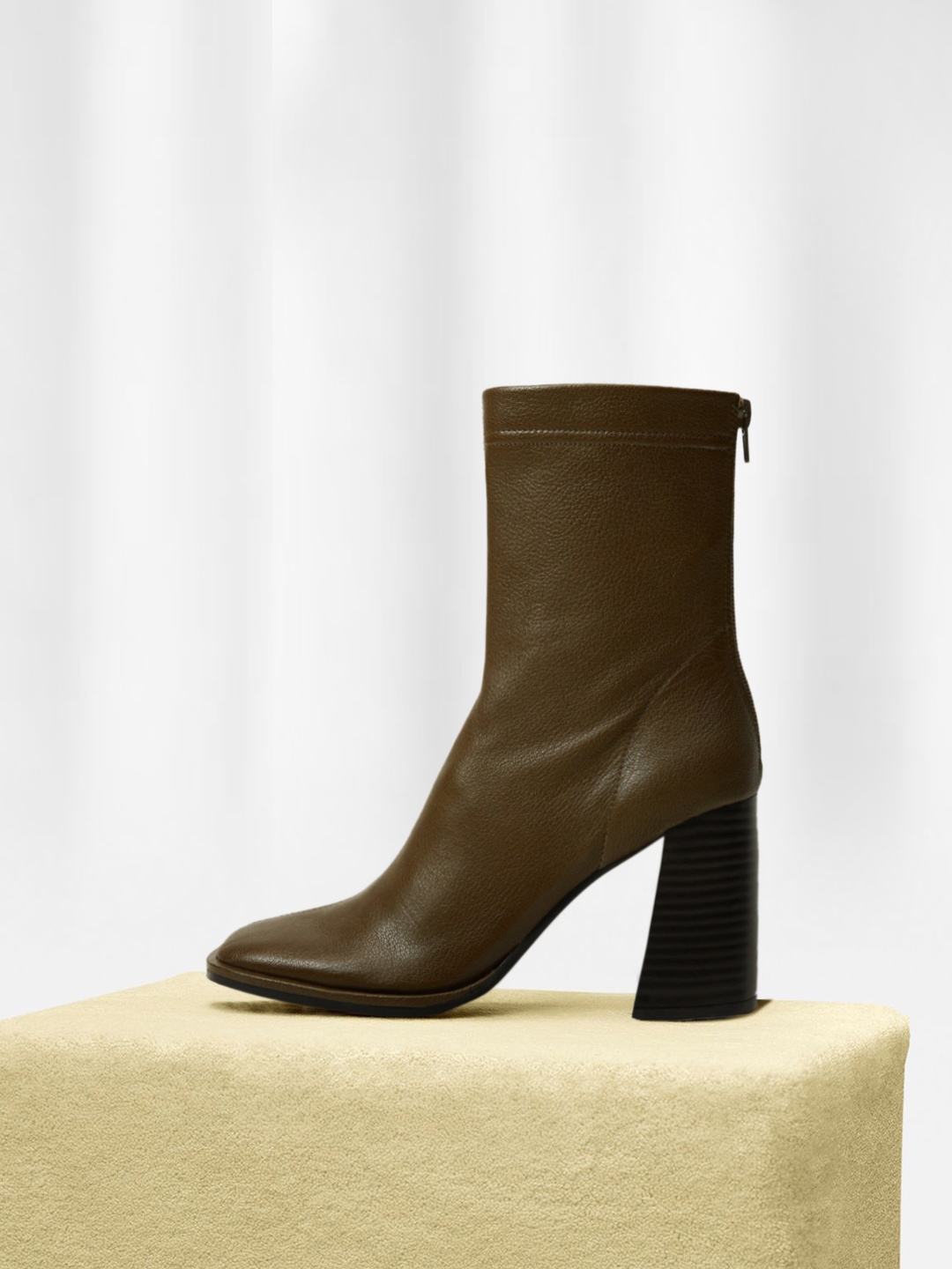 

MANGO Olive Green Solid Mid-Top Leather Block Heeled Boots