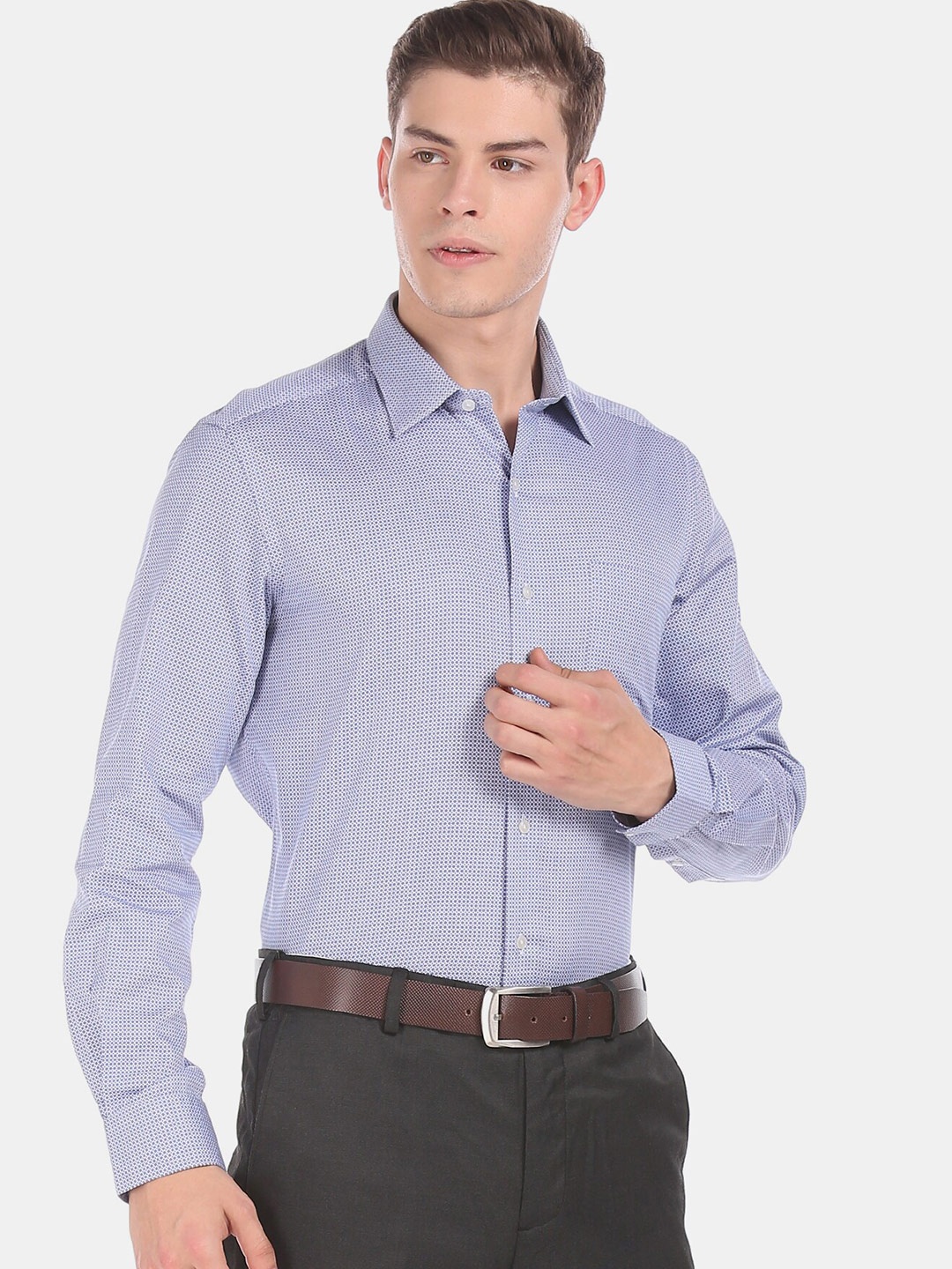 

Arrow Men Blue Slim Fit Opaque Printed Pure Cotton Casual Shirt