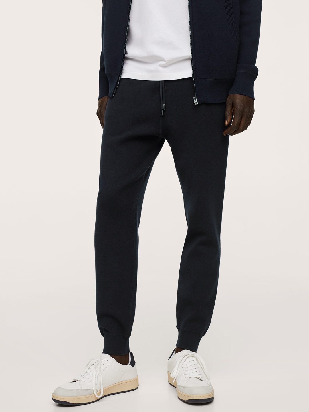 

MANGO MAN Navy Blue Regular Fit Solid Joggers