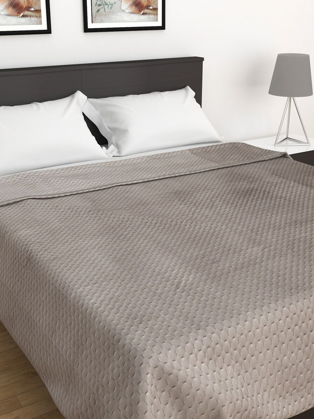 

Home Centre Grey Pin Sonic Summer 150 GSM Double Bed Quilt