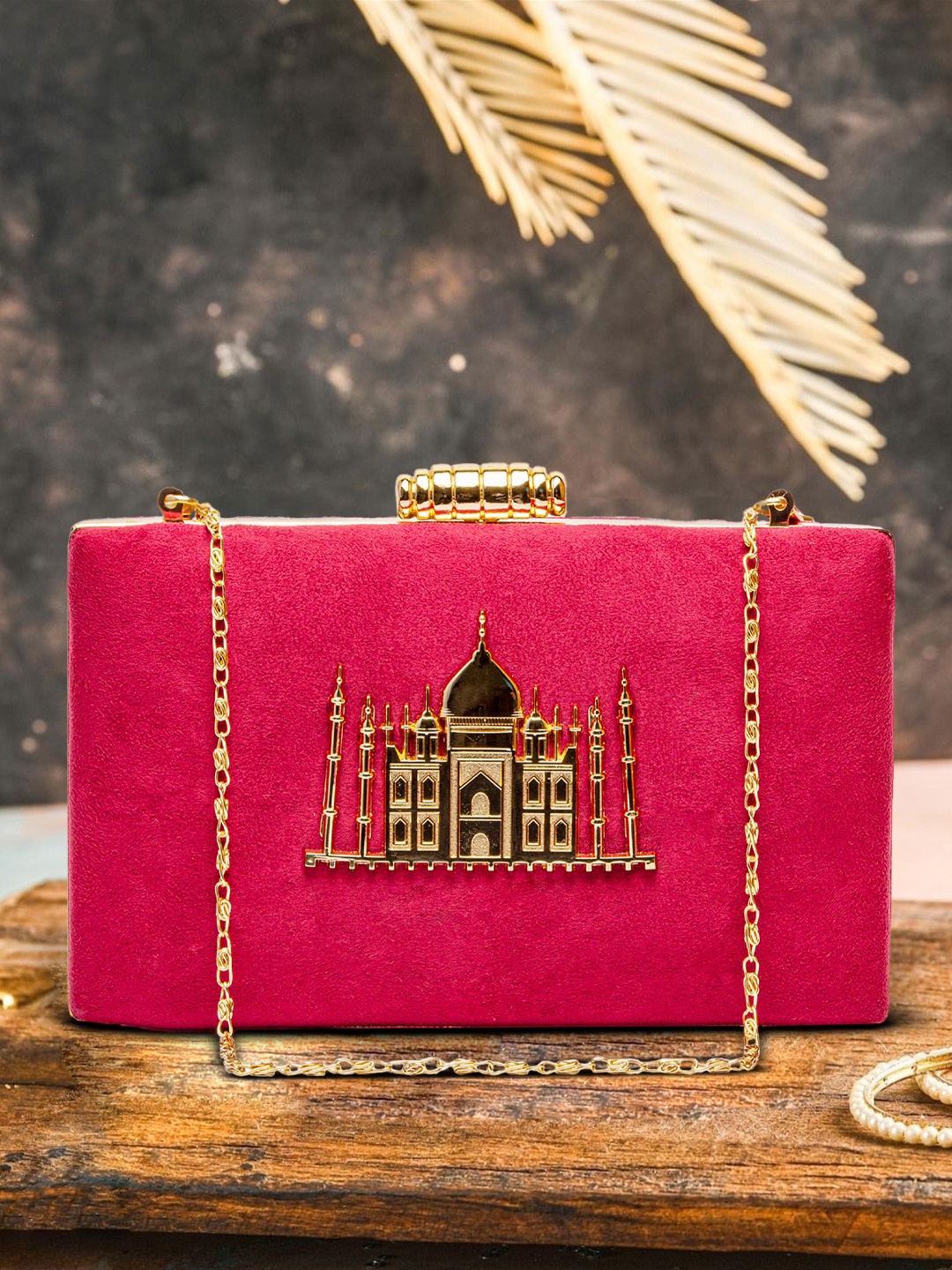 

ARTFLYCK Maroon & Gold-Toned Box Clutch