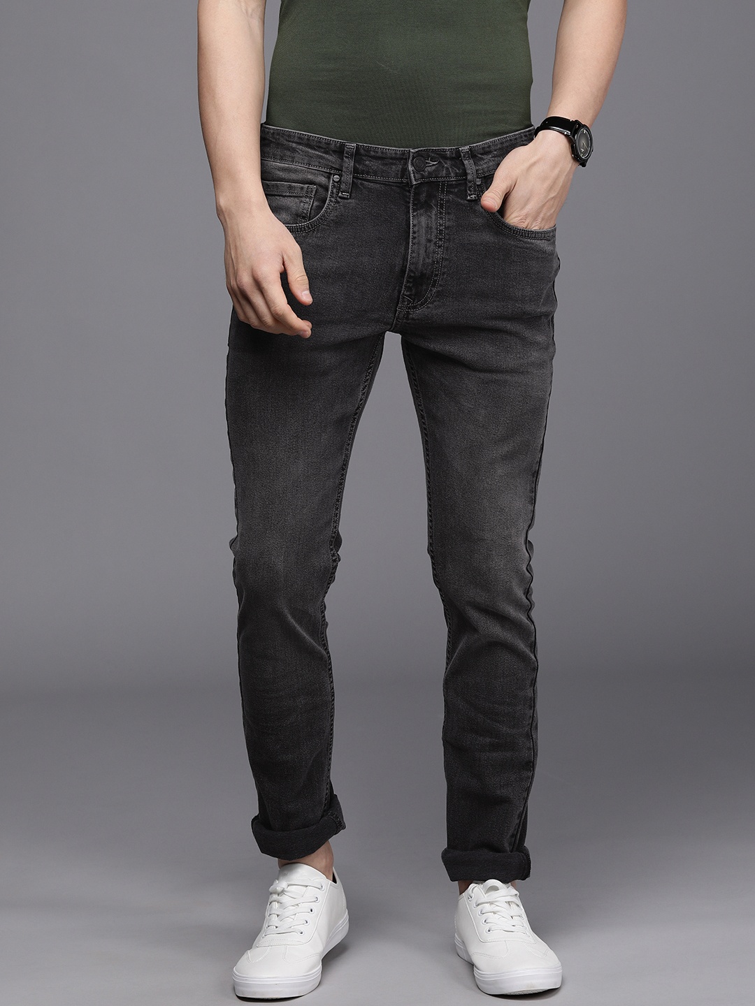 

Louis Philippe Jeans Men Black Super Slim Fit Low-Rise Light Fade Stretchable Jeans