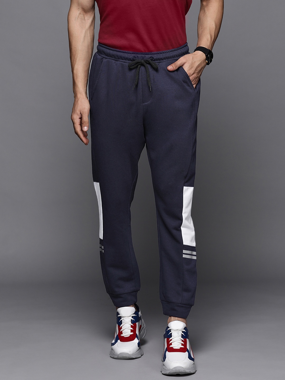 

Allen Solly Sport Men Navy Blue Solid Joggers