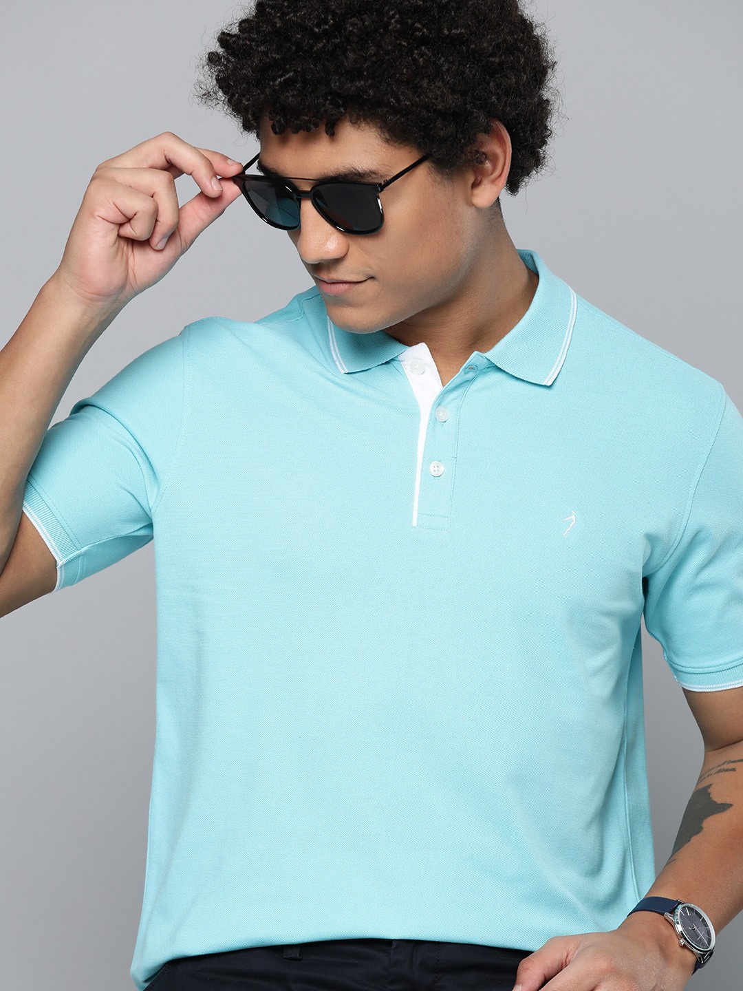 

Indian Terrain Men Blue Solid Polo Collar T-shirt