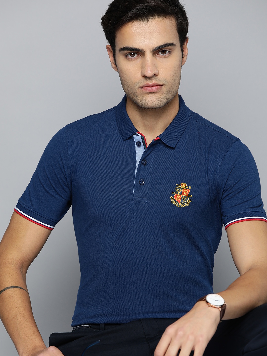 

Indian Terrain Men Polo Collar Applique T-shirt, Blue