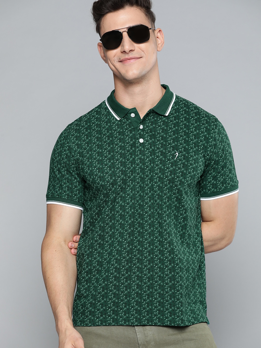 

Indian Terrain Men Green & Black Printed Polo Collar Pure Cotton T-shirt