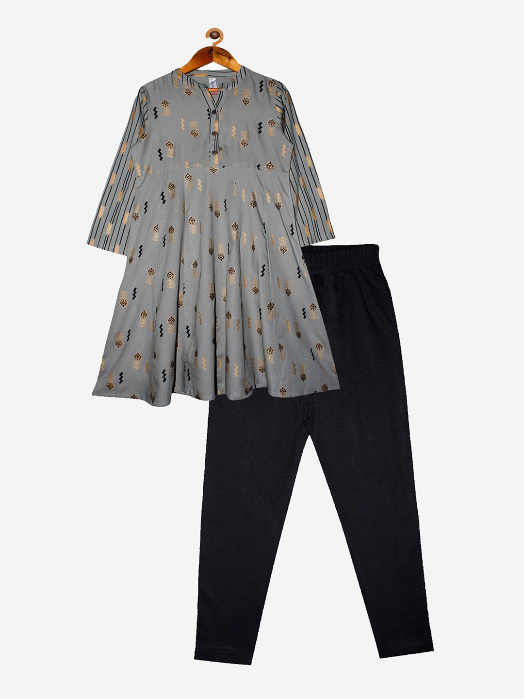 

KiddoPanti Girls Grey Floral Printed Pleated Kurta with Churidar