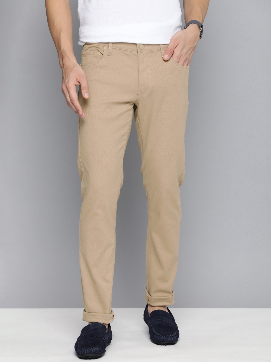 

Indian Terrain Men Brooklyn Slim Fit Solid Mid-Rise Smart Casual Trousers, Khaki