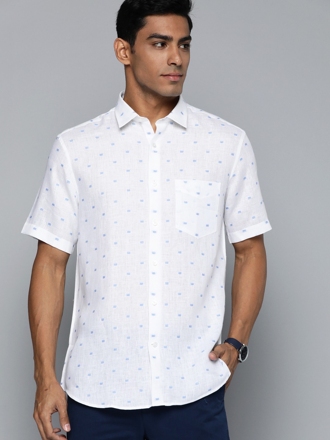 

Indian Terrain Men White & Blue Printed Linen Cotton Slim Fit Casual Shirt