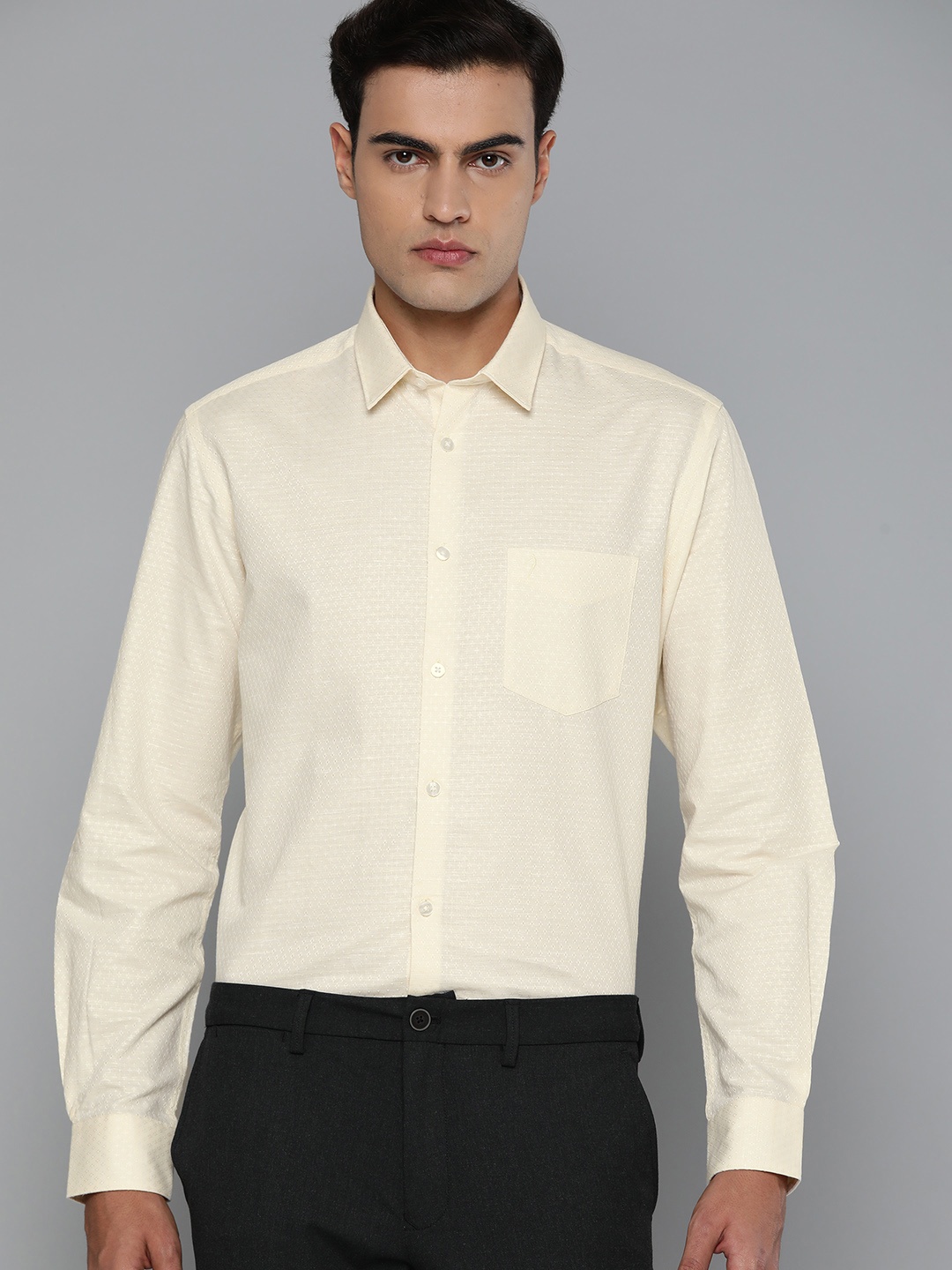 

Indian Terrain Cotton Linen Slim Fit Semiformal Shirt, Yellow