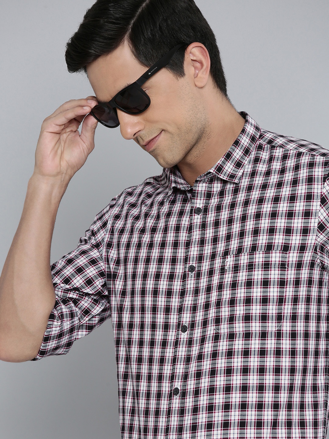 

Indian Terrain Pure Cotton Slim Fit Tartan Checked Semiformal Shirt, Black