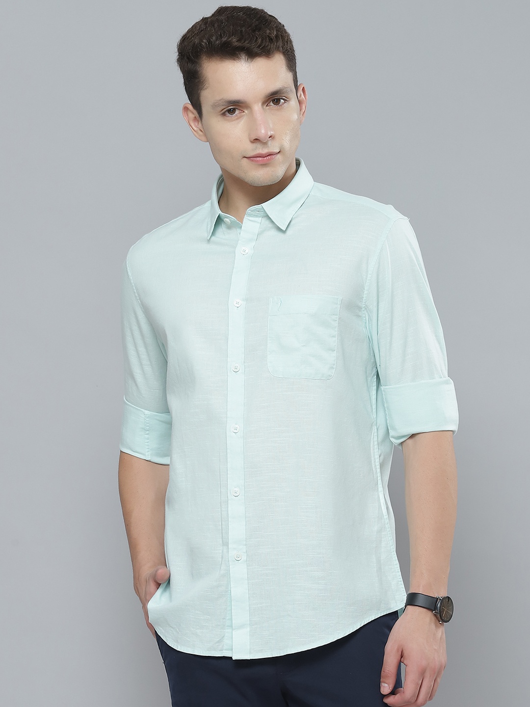 

Indian Terrain Men Mint Green Solid Pure Cotton Slim Fit Casual Shirt